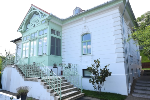 Mobilier şi amenajări rezidenţiale