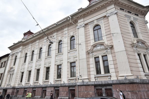 Ferestre pentru clădiri istorice