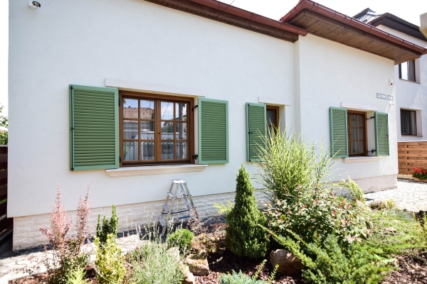 Ferestre din lemn stratificat